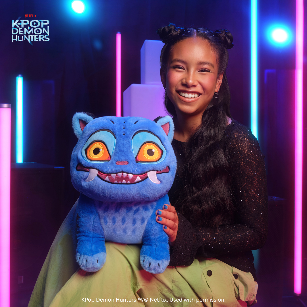 KPop Demon Hunters 12-Inch Sitting Derpy Tiger Plush - Image 3